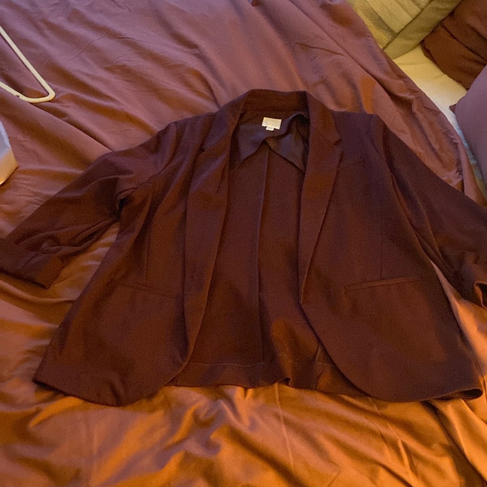 Lauren Conrad Blazer. Size 14. Maroon.